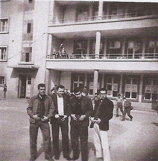 Ayet 1